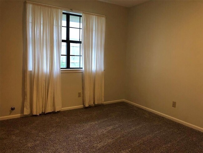 Foto del edificio - 910 W Stone St