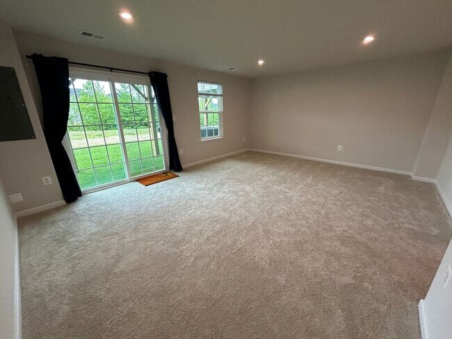 Building Photo - 8808 Stevenson Ln