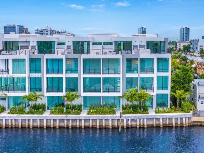 Foto del edificio - 4009 NE 167th St