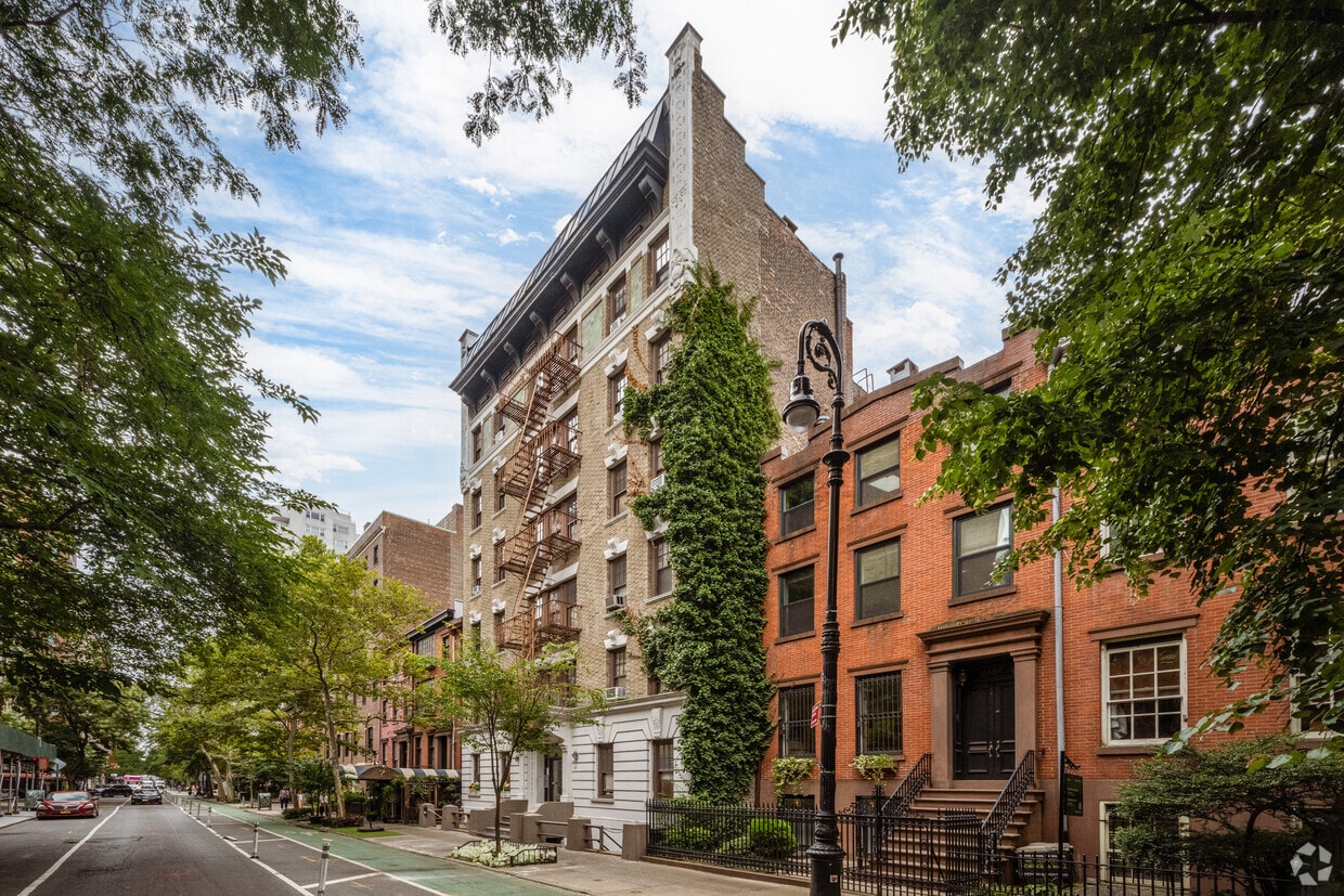 Primary Photo - 128 W 13th St