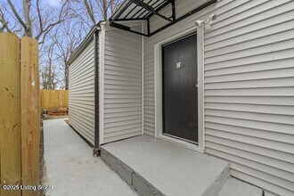 Building Photo - 424 S 22nd St