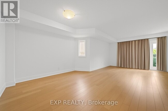 Photo du bâtiment - 69 Steele Park Private