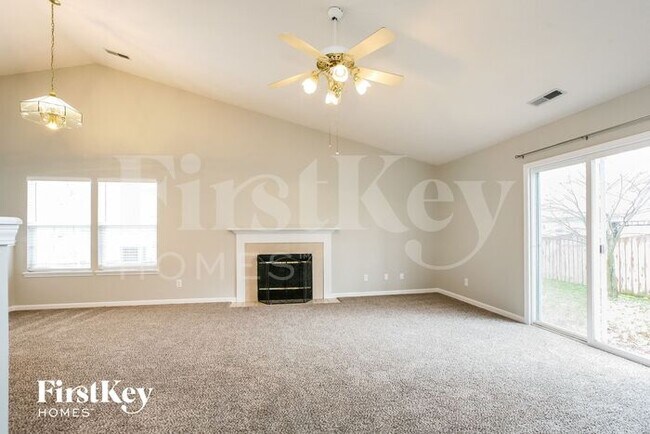 Building Photo - 6429 Blakeview Dr
