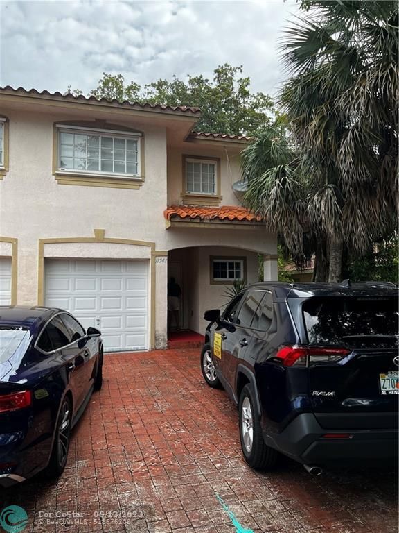 Foto del edificio - 11541 NW 44th St