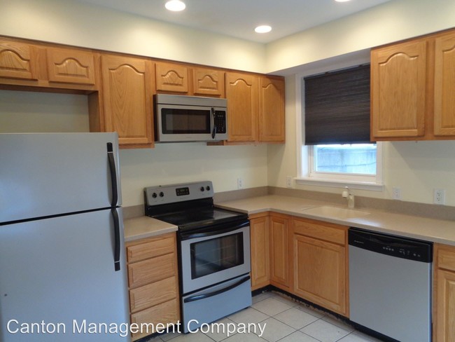 Building Photo - 3 br, 2 bath House - 800 Grundy St.
