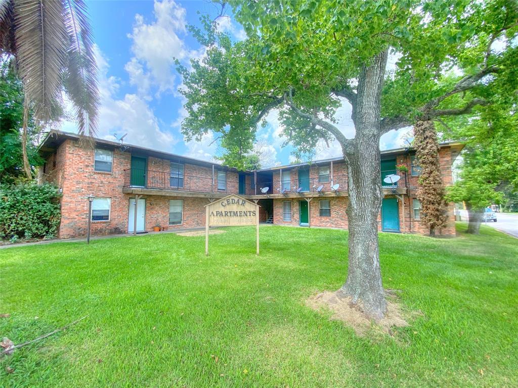 Foto principal - 321 E Cedar St