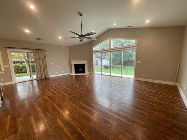 Building Photo - Classic Home with Modern Remodel and Huge Backyard!