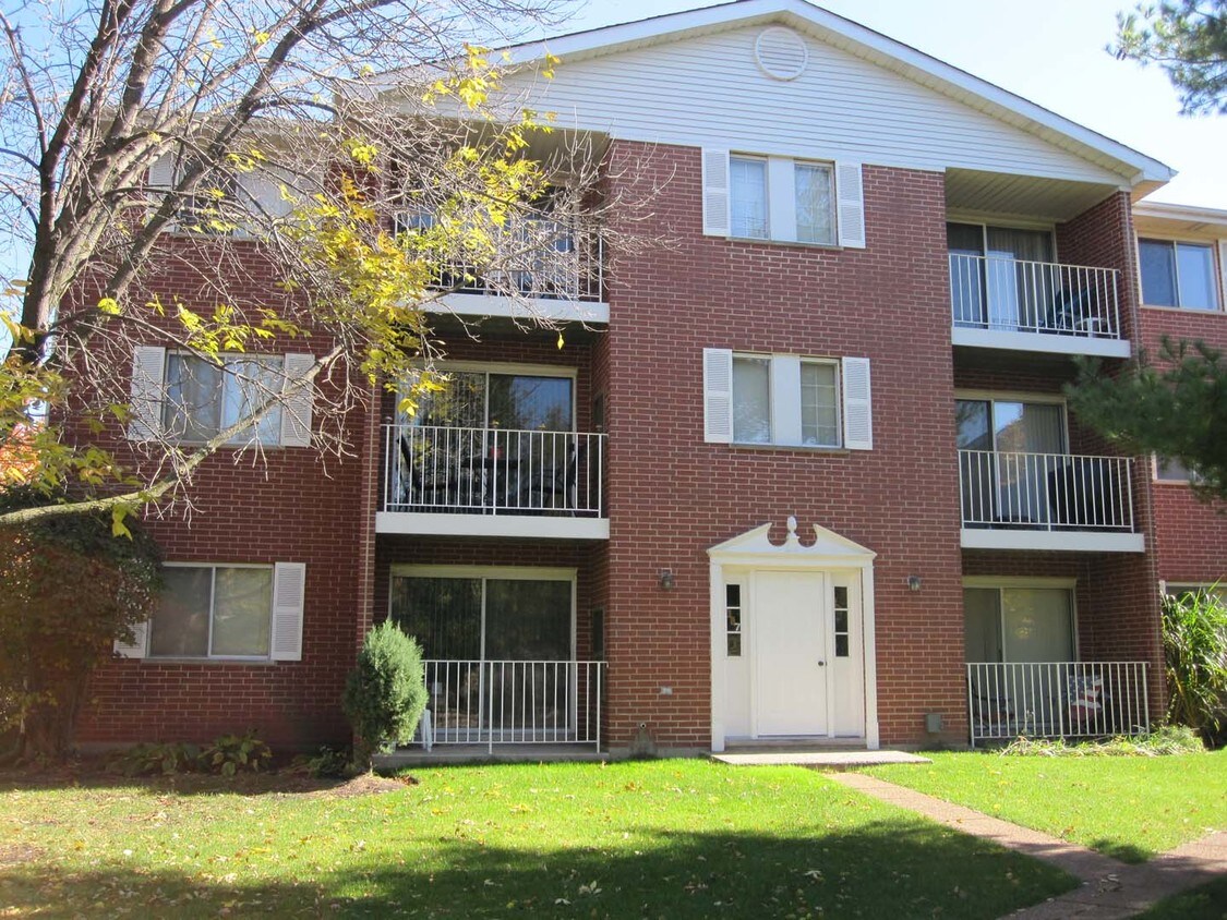 Oak Trails Apartments