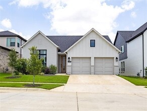 Building Photo - 9316 Kendall Ln