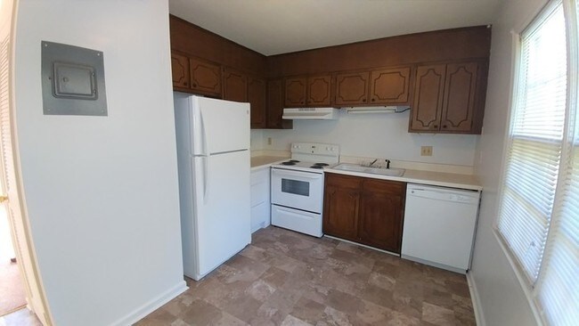 Foto del edificio - 2345 Statesville Blvd