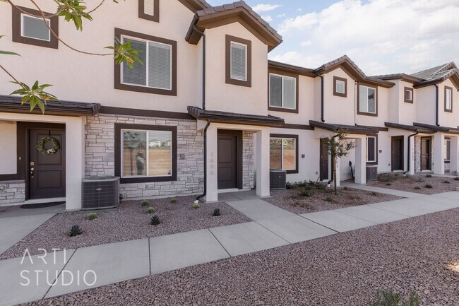 Building Photo - Move-IN SPECIAL Rent Reduced to $1500.00 P...