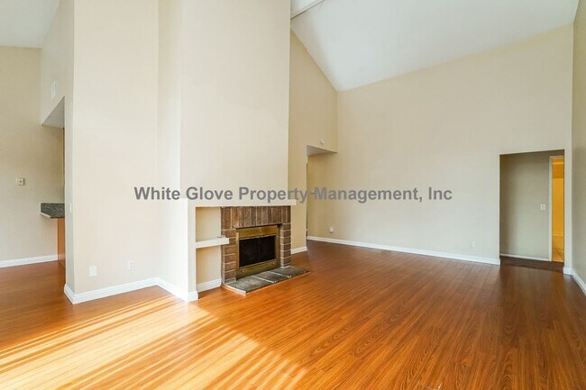 Building Photo - Bright & Airy 3BR West Covina Condo with Vaulted Ceilings, 2-Car Garage & Private Patio Spaces