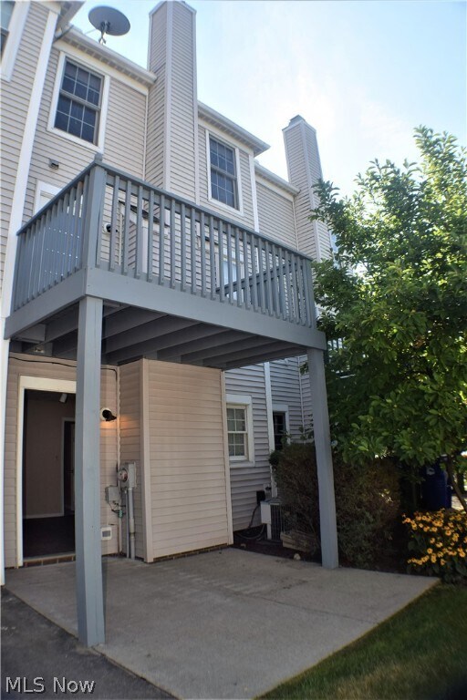 Foto del edificio - 8207 Beacon Pl