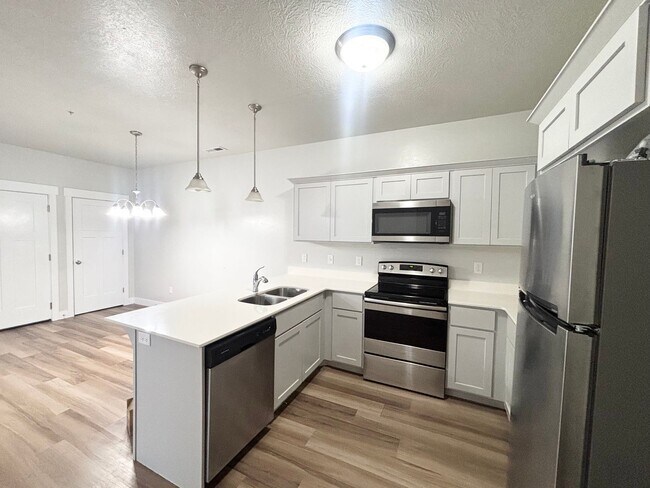 Foto del edificio - 3 Bedroom/2 Bathroom Condo in Lehi