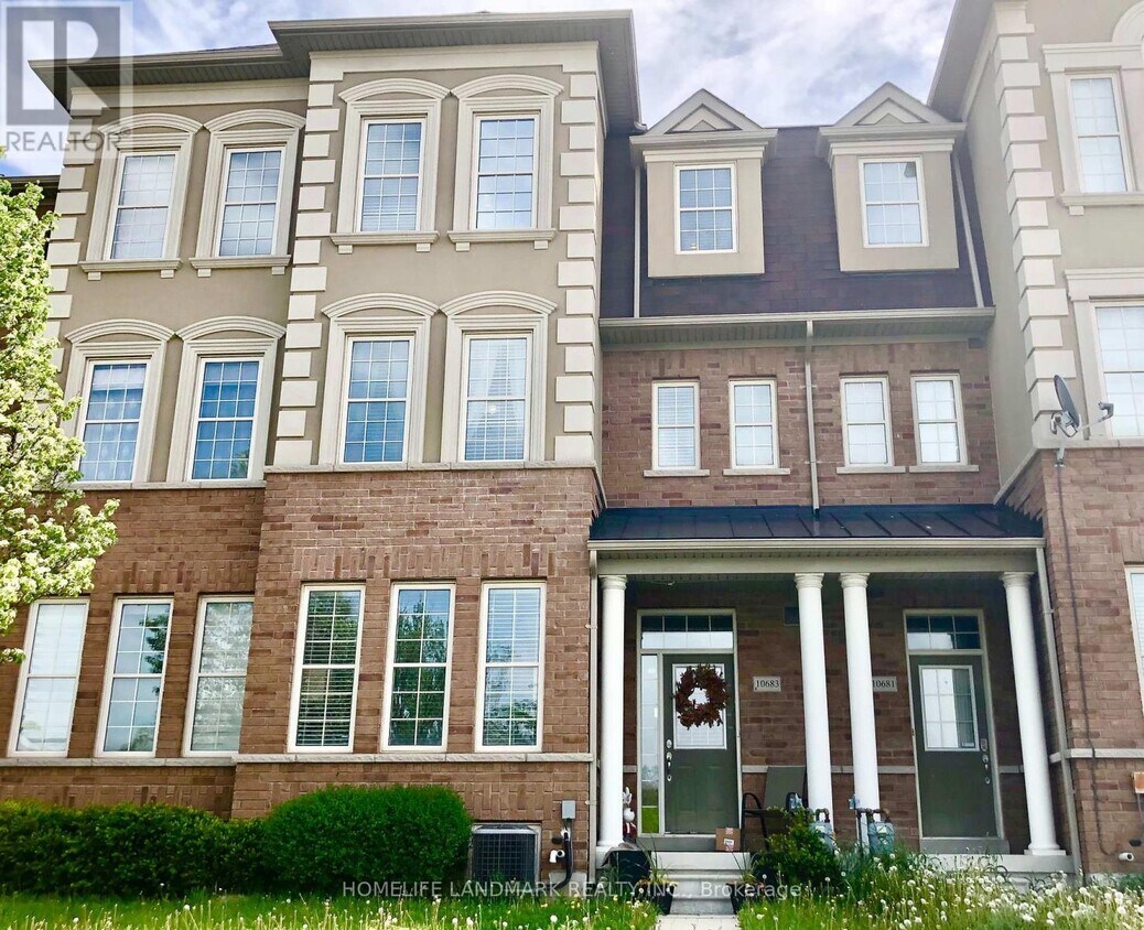 Primary Photo - 10683 Woodbine Ave