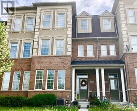 Building Photo - 10683 Woodbine Ave