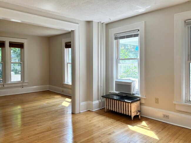 Foto del edificio - 612 Jefferson St NE