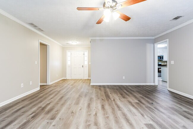 Foto del edificio - 2951 Glynn Creek Ct