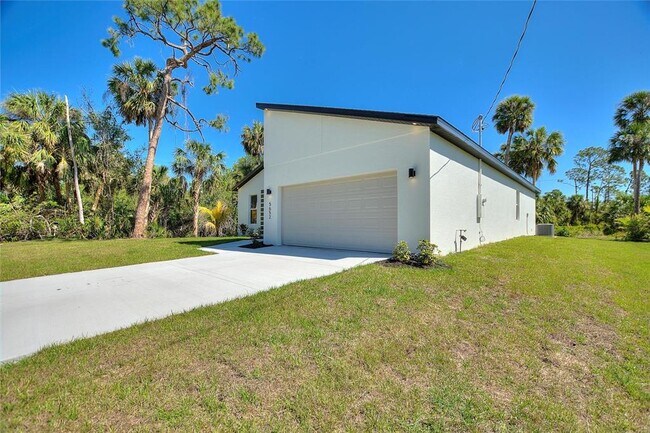 Building Photo - 5652 Bannock Cir