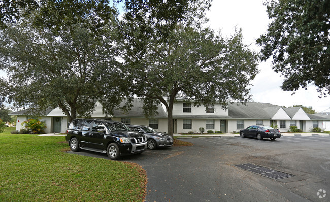 Oak Run Apartments - Apartments in Zephyrhills, FL | Apartments.com