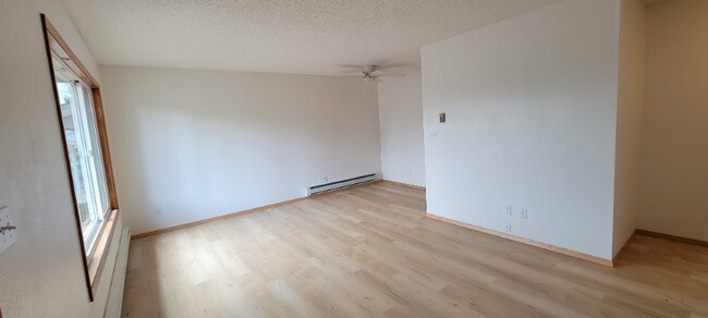 Foto del edificio - 700 E 22nd St