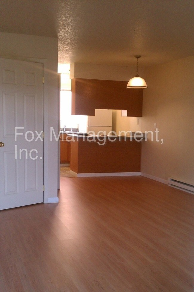Foto del edificio - 4212 SE 15th Ave