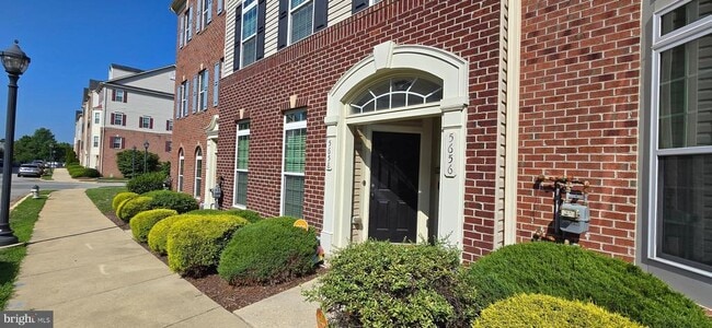 Building Photo - 5658 Virginia Ln