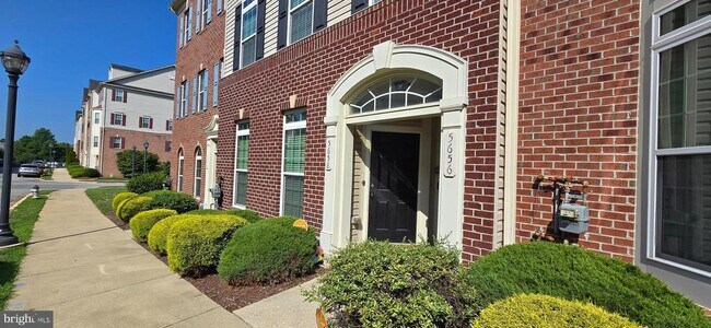 Foto del edificio - 5658 Virginia Ln