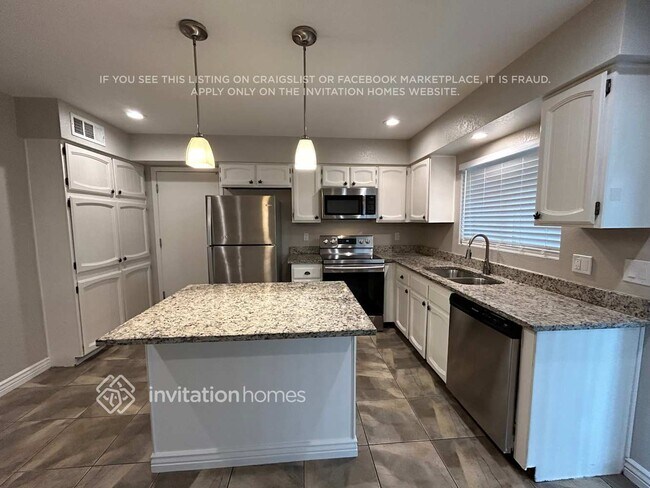 Foto del edificio - 17226 N 37th St