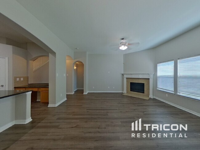 Foto del edificio - 7814 Longbow Ln