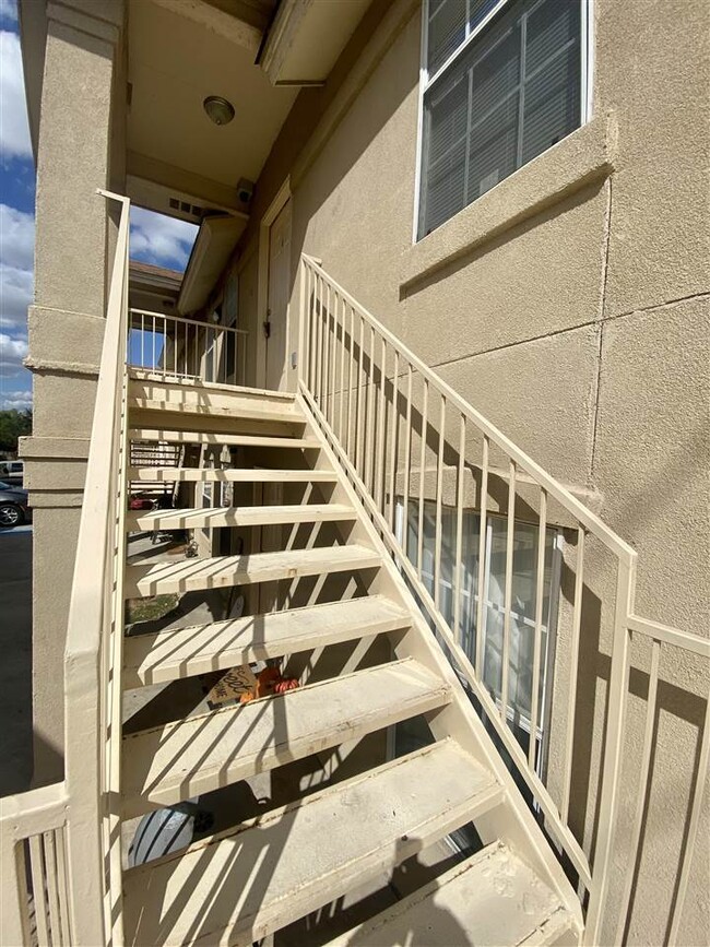 Building Photo - 507 Shiloh Dr
