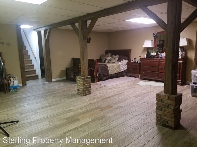 Building Photo - 3 br, 1 bath House - 48 Scotch Pine Lane