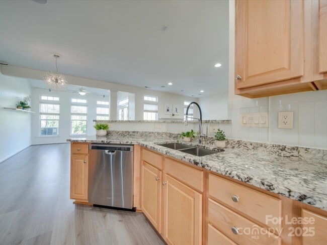 Building Photo - 11628 Eastwind Dr
