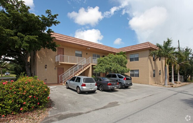 61 NW 36th St, Oakland Park, FL 33309 Apartments Oakland
