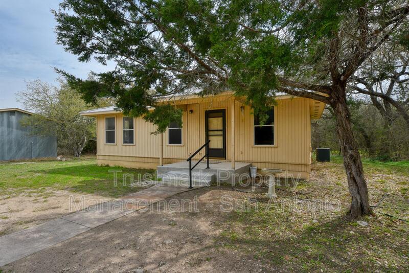 Primary Photo - 930 Co Rd 342