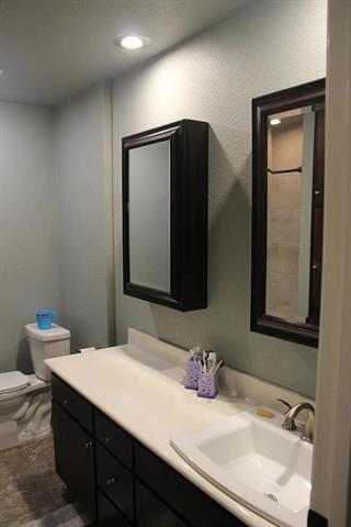 Building Photo - 936 Sugarberry Dr