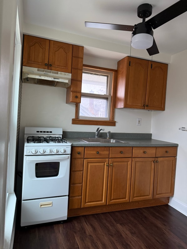 Foto del edificio - 426 E Benton St