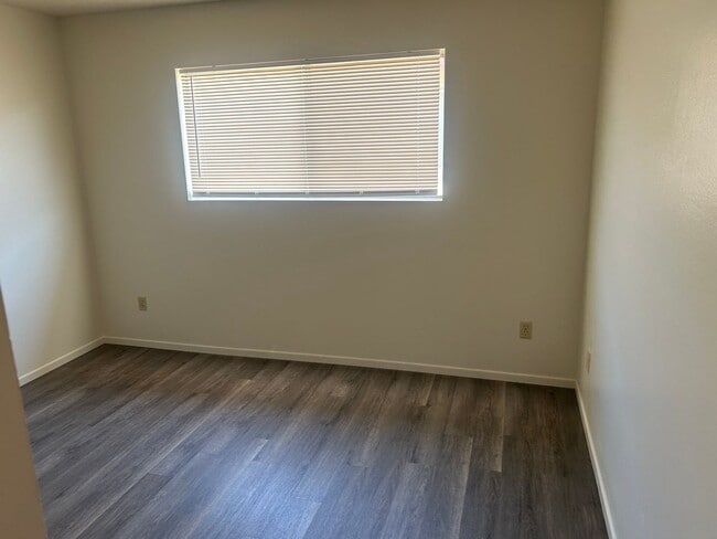 Building Photo - 108 Garnsey Ave