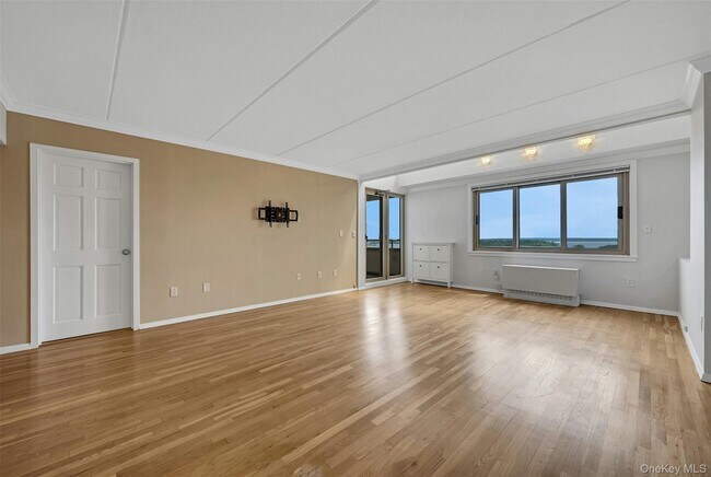 Foto del edificio - 701 Pelham Rd