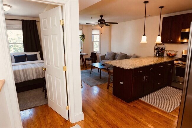 Foto del edificio - 21 Highland Park Ave