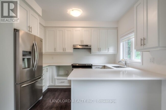 Building Photo - 23 Kenneth Wood Cres