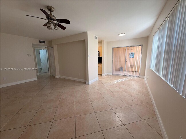 Foto del edificio - 15320 SW 106th Terrace
