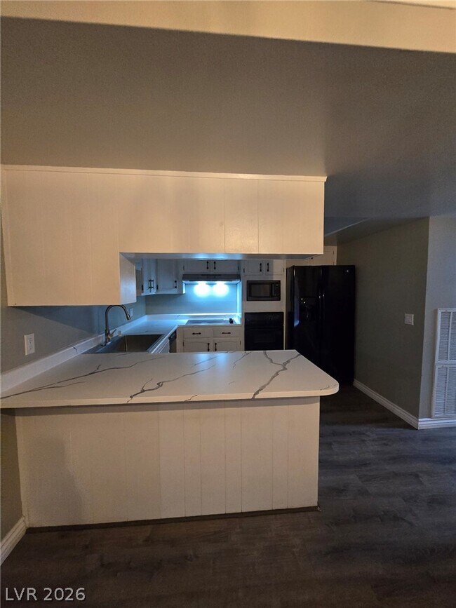 Foto del edificio - 3612 Mt Vernon Ave