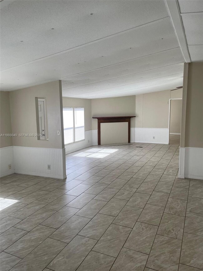 Building Photo - 8638 Gibson Oaks Dr