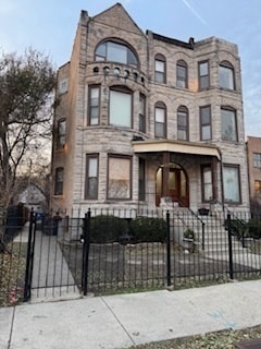 Building Photo - 6418 S Stewart Ave