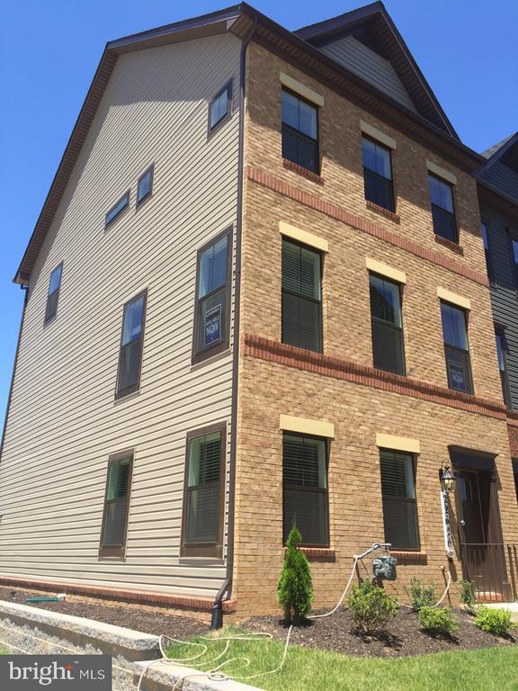 Foto del edificio - 22620 Tate St