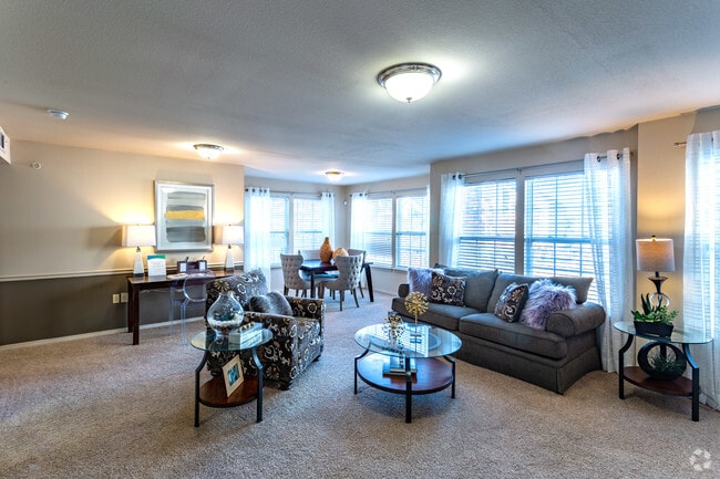 2BR, 2BA - B2 - Park at Westpointe