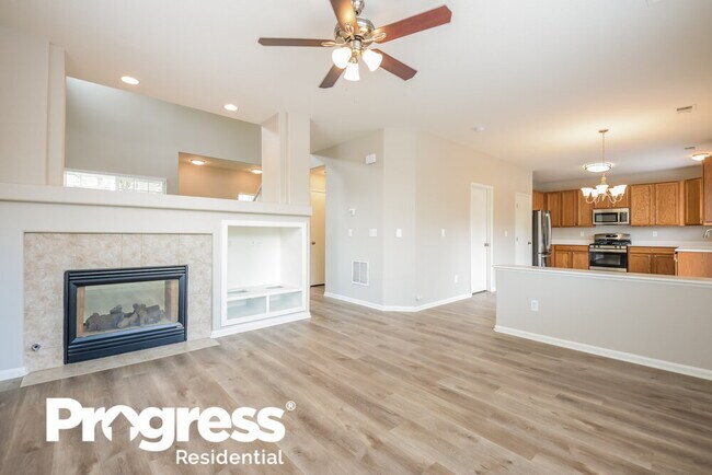 Foto del edificio - 2487 E 127th Ct