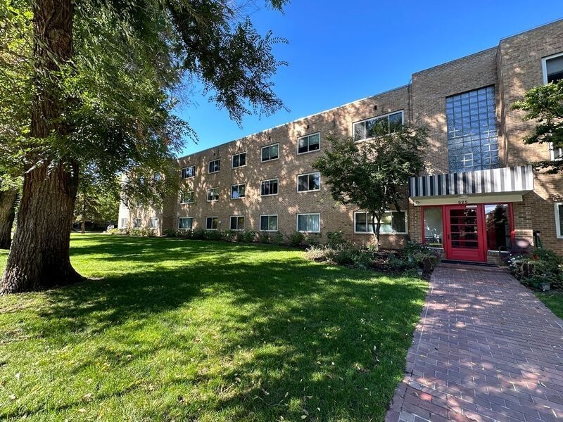 Primary Photo - Cozy updated condo in Cherry Creek!