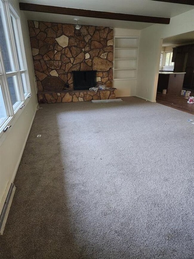 Building Photo - Massive - Remodeled 5 bedroom home!!